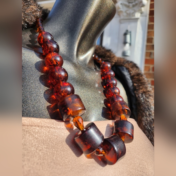 ✨️Chunky Vintage Brown Lucite Necklace - Tortoiseshell✨️ - Picture 4 of 15